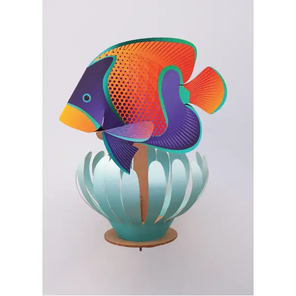 Assembli 3D Giant Majestic Angelfish and Coral Reef